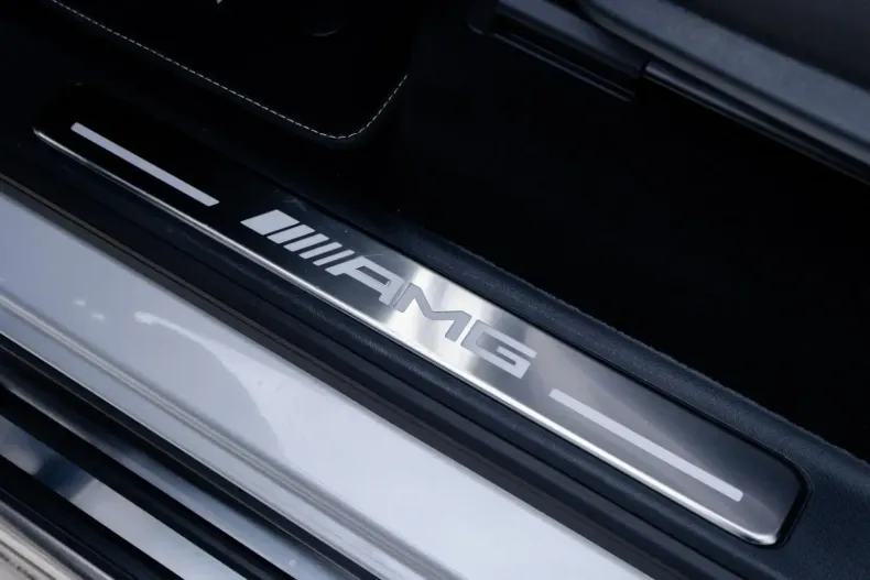 Mercedes-Benz G 63 AMG din 2025 cu 5.550 km - oferta MER117815 - foto 24