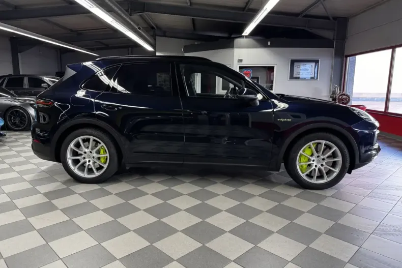 Porsche Cayenne din 2021 cu 87.900 km - oferta POR117818 - foto 2