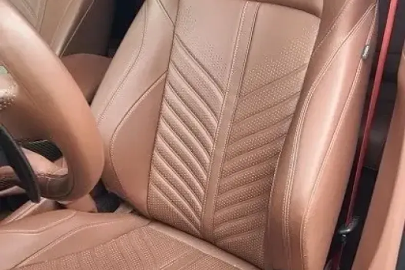 Aston Martin DBX din 2024 cu 29.900 km - oferta AST117823 - foto 8