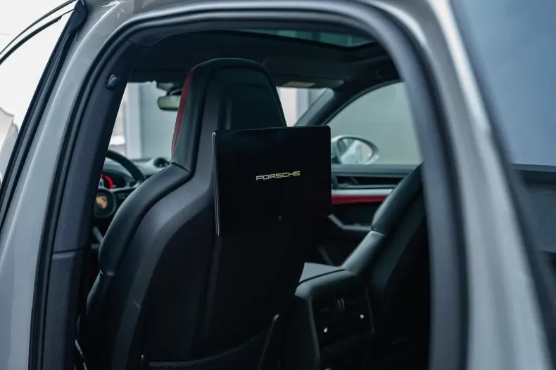 Porsche Cayenne din 2025 cu 10 km - oferta POR117824 - foto 7