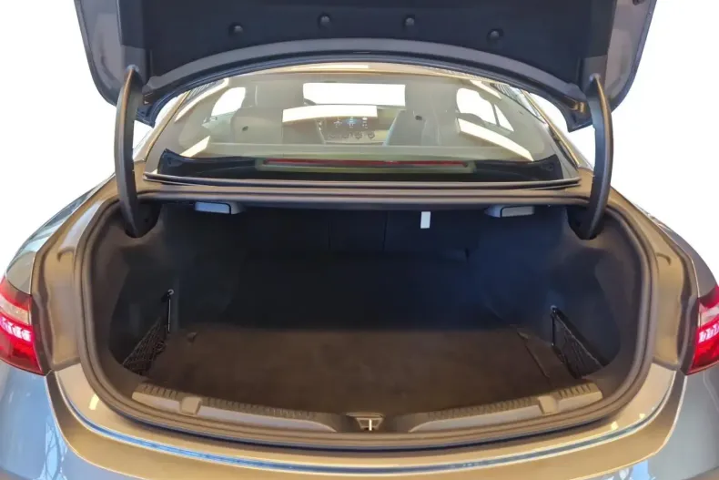 Mercedes-Benz E 400 din 2021 cu 76.660 km - oferta MER117826 - foto 6