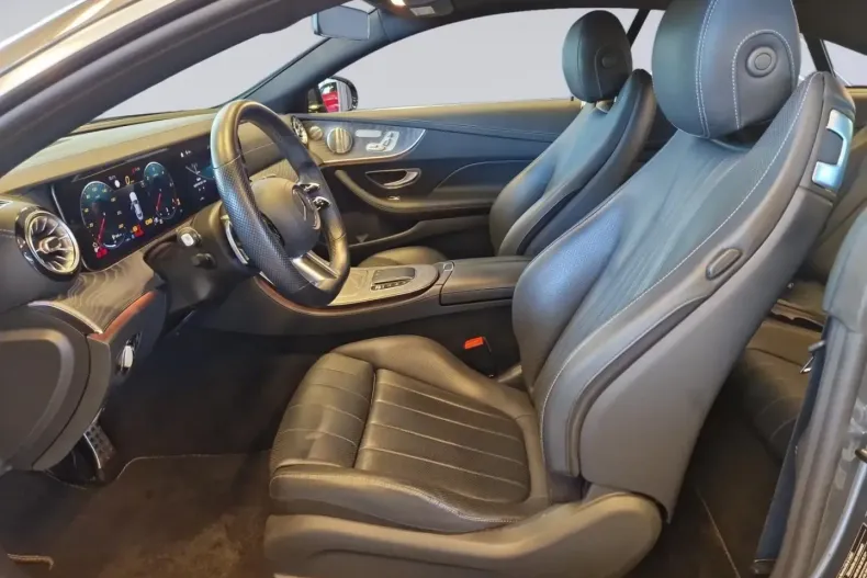 Mercedes-Benz E 400 din 2021 cu 76.660 km - oferta MER117826 - foto 10