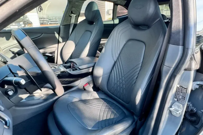 Aston Martin DBX din 2023 cu 15.000 km - oferta AST117828 - foto 8