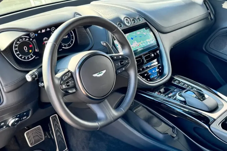 Aston Martin DBX din 2023 cu 15.000 km - oferta AST117828 - foto 9