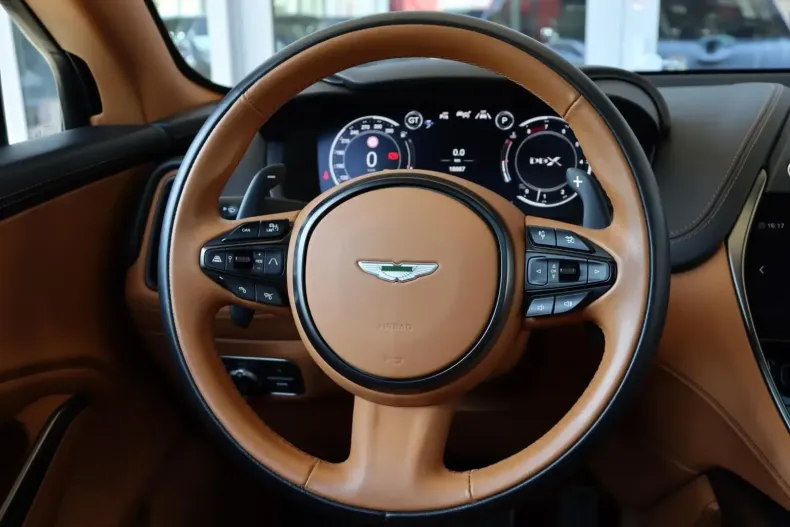 Aston Martin DBX din 2022 cu 18.700 km - oferta AST117839 - foto 13