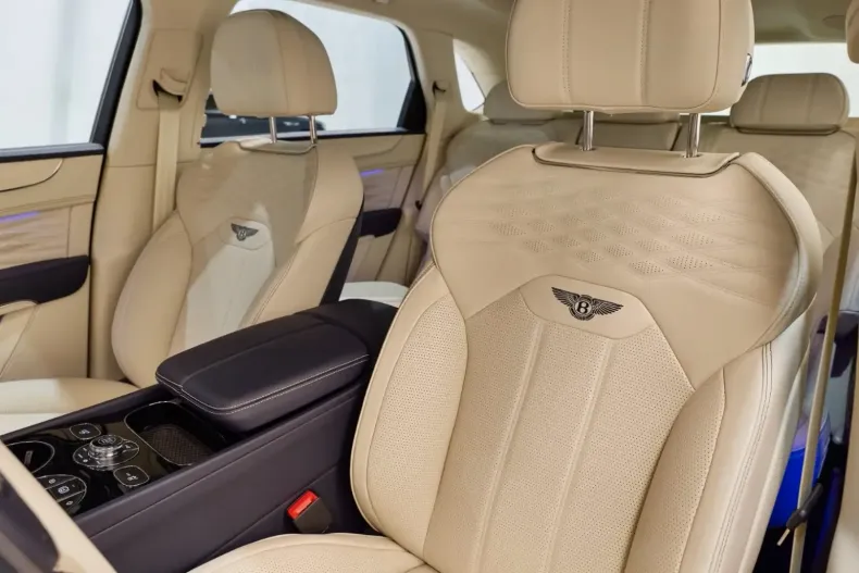 Bentley Bentayga din 2024 cu 8.500 km - oferta BEN117845 - foto 10