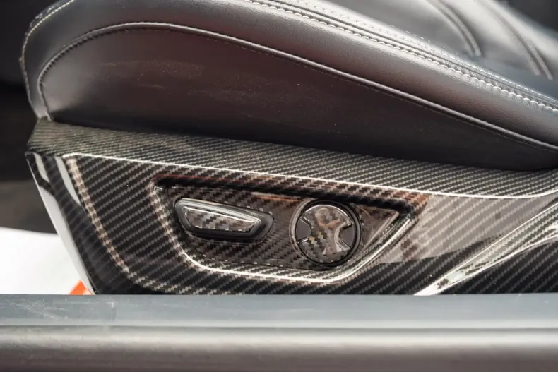 Ford Mustang din 2025 cu 18.500 km - oferta FOR117847 - foto 26