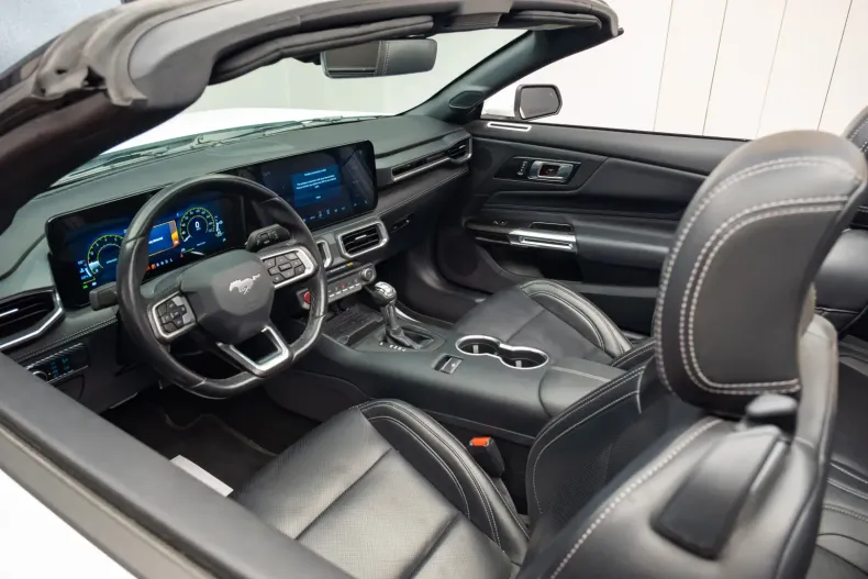 Ford Mustang din 2025 cu 18.500 km - oferta FOR117847 - foto 31