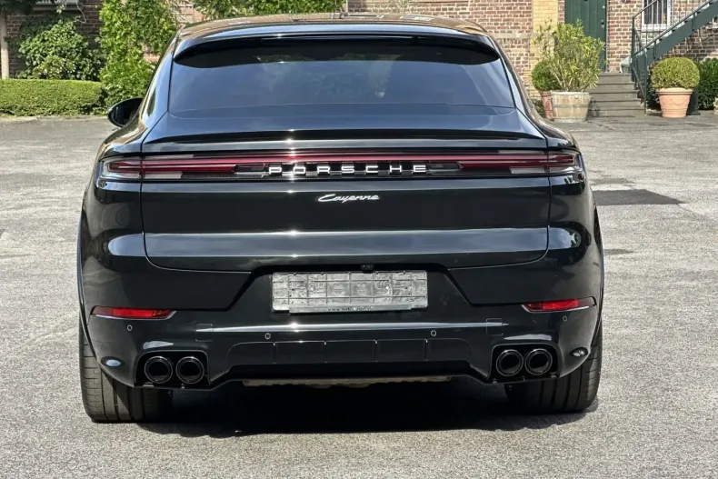 Porsche Cayenne din 2024 cu 10.400 km - oferta POR117849 - foto 10