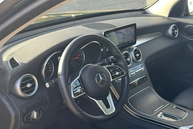 Mercedes-Benz GLC 300 din 2020 cu 118.000 km - oferta MER117854 - foto 13