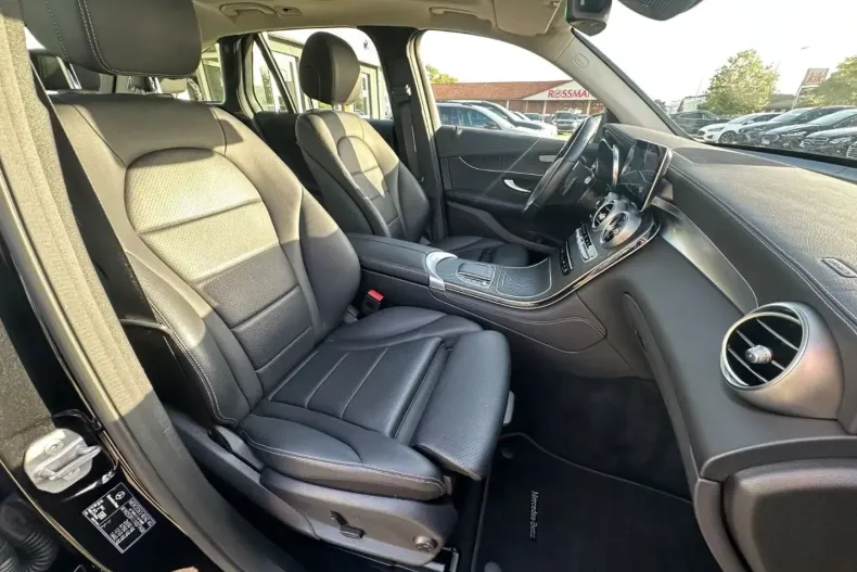 Mercedes-Benz GLC 300 din 2020 cu 118.000 km - oferta MER117854 - foto 23