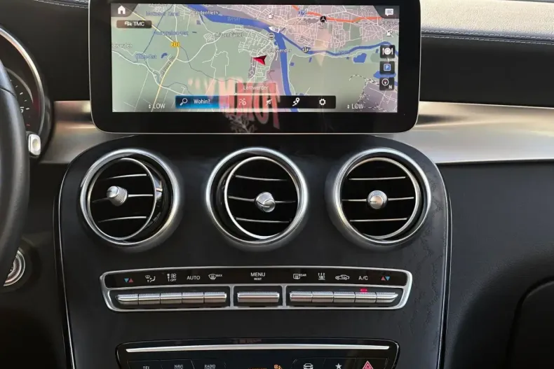 Mercedes-Benz GLC 300 din 2020 cu 118.000 km - oferta MER117854 - foto 31