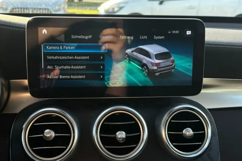 Mercedes-Benz GLC 300 din 2020 cu 118.000 km - oferta MER117854 - foto 35