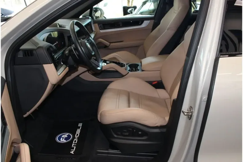 Porsche Cayenne din 2023 cu 33.212 km - oferta POR117855 - foto 12