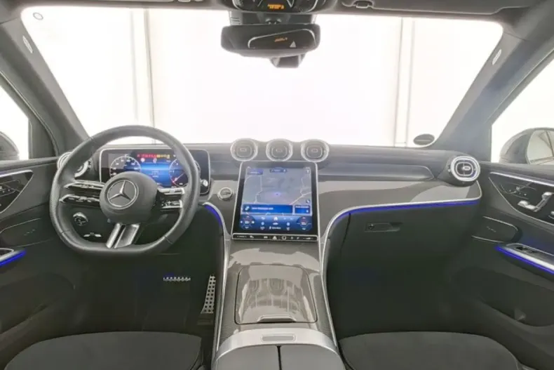 Mercedes-Benz GLC 300 din 2024 cu 19.990 km - oferta MER117867 - foto 6