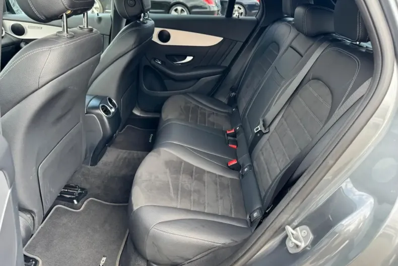 Mercedes-Benz GLC 200 din 2020 cu 90.000 km - oferta MER117873 - foto 26