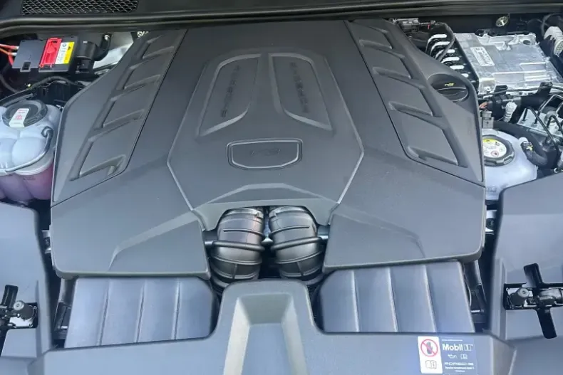 Porsche Cayenne din 2025 cu 10 km - oferta POR117878 - foto 12