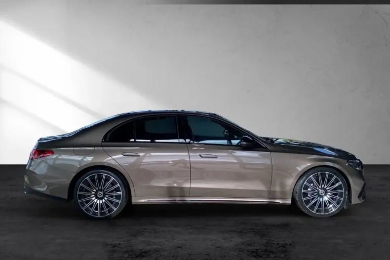 Mercedes-Benz E 450 din 2024 cu 12.398 km - oferta MER117881 - foto 6