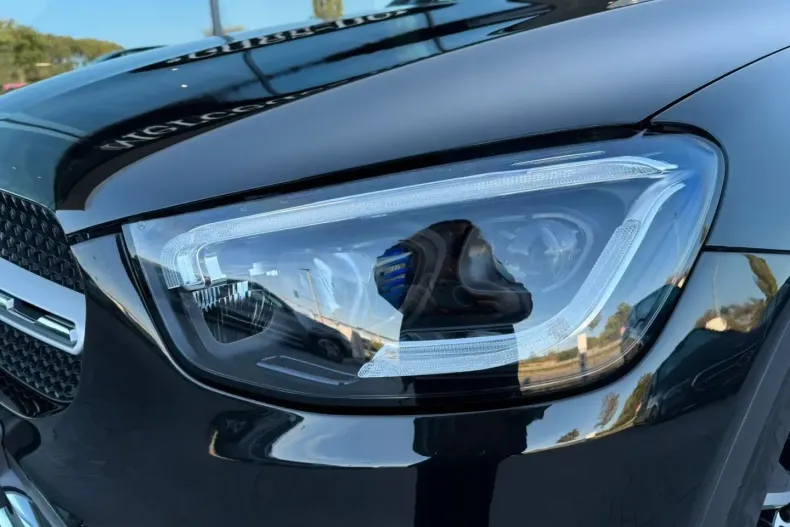 Mercedes-Benz GLC 300 din 2020 cu 80.700 km - oferta MER117886 - foto 9