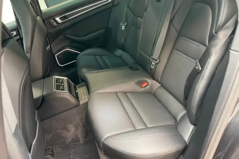 Porsche Panamera din 2023 cu 11.500 km - oferta POR117888 - foto 22