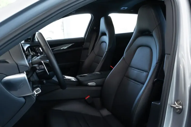 Porsche Panamera din 2023 cu 23.500 km - oferta POR117889 - foto 8