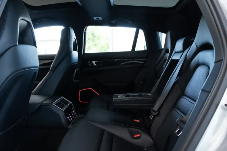 Porsche Panamera din 2023 cu 23.500 km - oferta POR117889 - foto 9