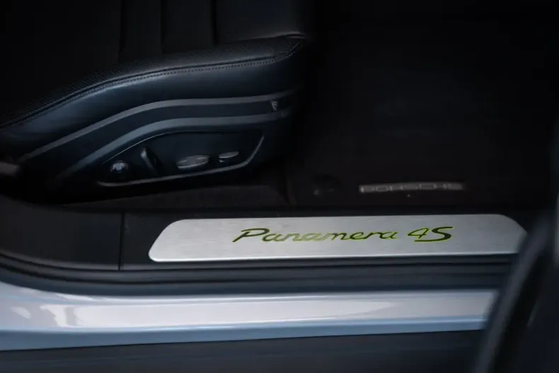 Porsche Panamera din 2023 cu 23.500 km - oferta POR117889 - foto 18