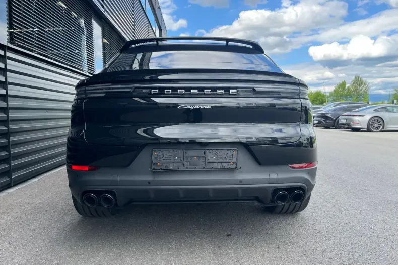 Porsche Cayenne din 2023 cu 17.800 km - oferta POR117890 - foto 5