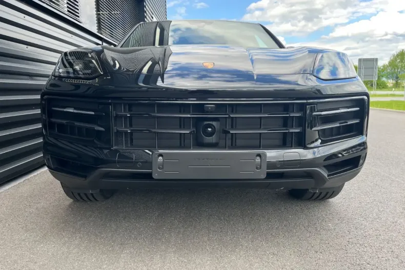 Porsche Cayenne din 2023 cu 17.800 km - oferta POR117890 - foto 9