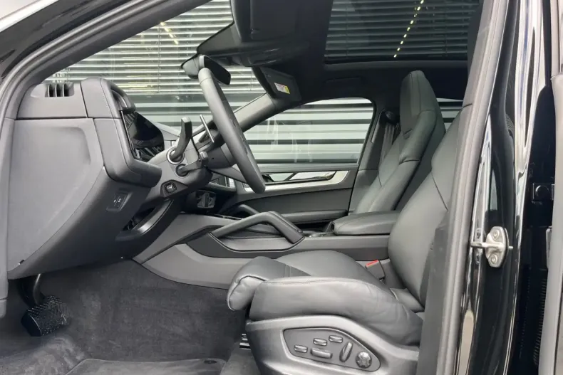 Porsche Cayenne din 2023 cu 17.800 km - oferta POR117890 - foto 11