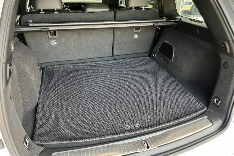 Jeep Grand Cherokee din 2023 cu 16.000 km - oferta JEE117891 - foto 14