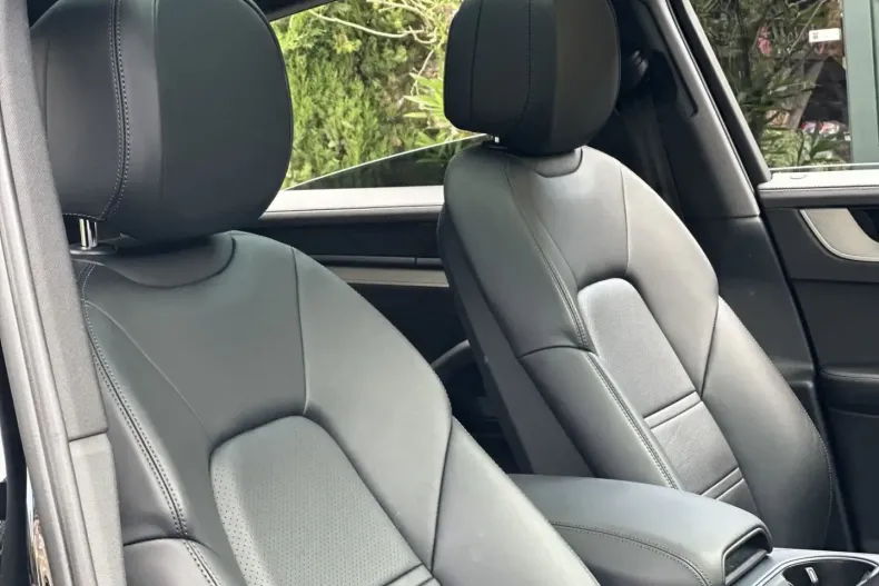 Porsche Cayenne din 2023 cu 23.400 km - oferta POR117893 - foto 12