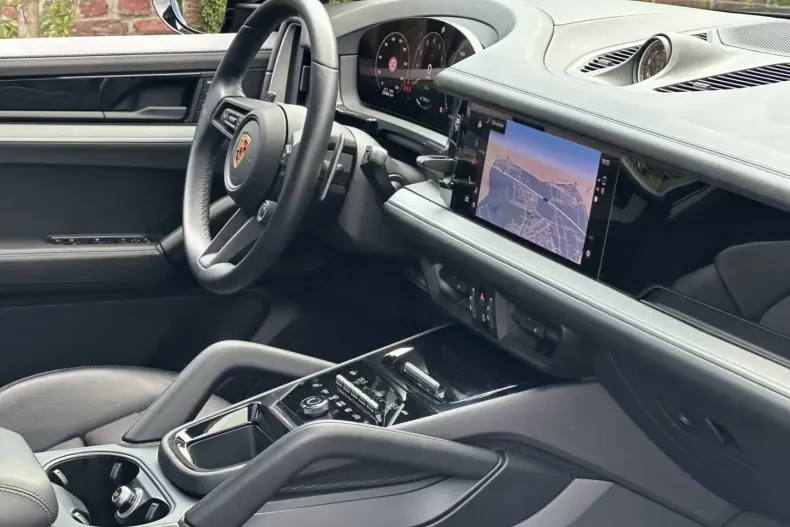 Porsche Cayenne din 2023 cu 23.400 km - oferta POR117893 - foto 16