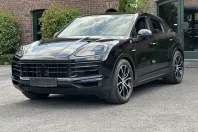 Porsche Cayenne din 2023 cu 23.400 km - oferta POR117893 - foto 30