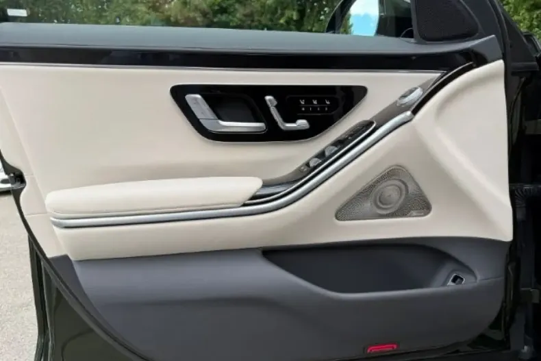 Mercedes-Benz S 580 din 2024 cu 22.900 km - oferta MER117905 - foto 8