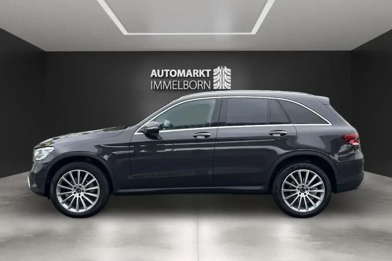 Mercedes-Benz GLC 300 din 2022 cu 52.903 km - oferta MER117915 - foto 10