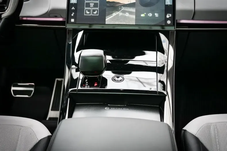 Land Rover Range Rover Sport din 2024 cu 20.374 km - oferta LAN117917 - foto 16