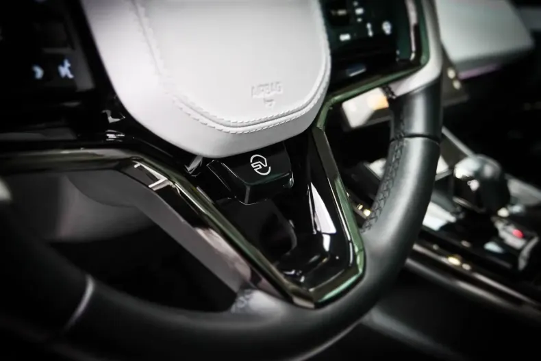 Land Rover Range Rover Sport din 2024 cu 20.374 km - oferta LAN117917 - foto 20