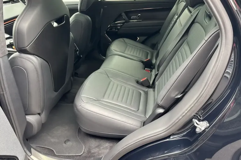 Land Rover Range Rover Sport din 2024 cu 9.730 km - oferta LAN117920 - foto 12