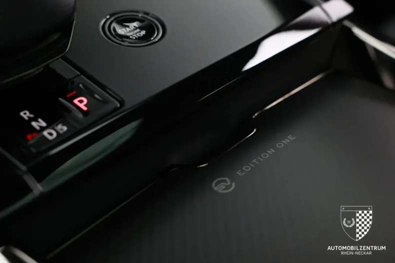 Land Rover Range Rover Sport din 2024 cu 5.703 km - oferta LAN117921 - foto 38