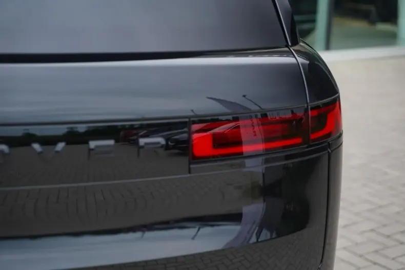 Land Rover Range Rover Sport din 2024 cu 35.803 km - oferta LAN117922 - foto 10