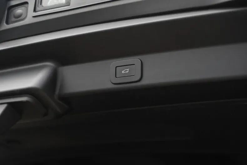 Land Rover Range Rover Sport din 2024 cu 35.803 km - oferta LAN117922 - foto 12