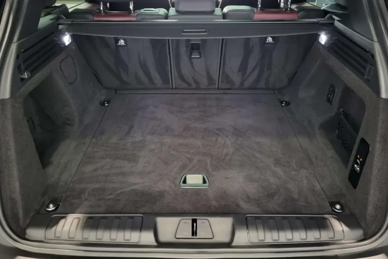 Land Rover Range Rover Sport din 2023 cu 19.986 km - oferta LAN117929 - foto 20