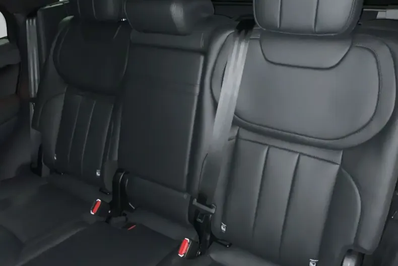 Land Rover Range Rover Sport din 2024 cu 45.185 km - oferta LAN117936 - foto 11