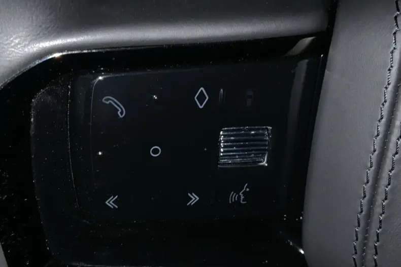 Land Rover Range Rover Sport din 2024 cu 45.185 km - oferta LAN117936 - foto 24