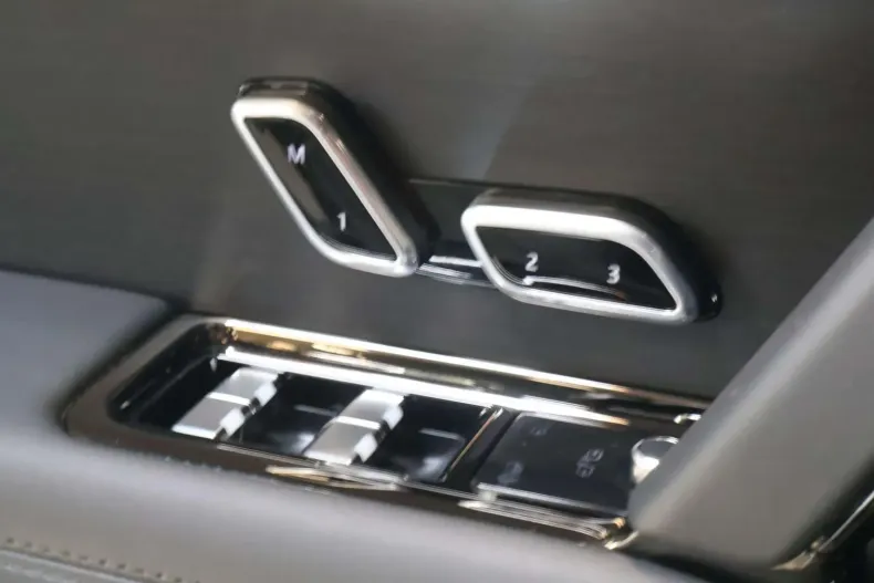 Land Rover Range Rover Sport din 2024 cu 22.000 km - oferta LAN117940 - foto 28