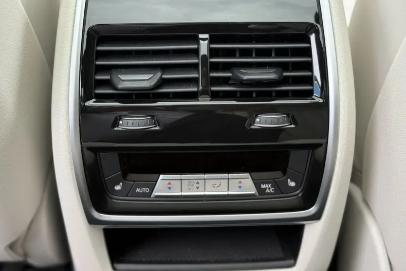 BMW X7 din 2024 cu 22.046 km - oferta BMW117941 - foto 21