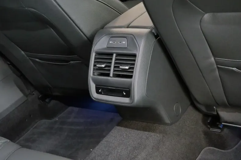 Skoda Superb din 2024 cu 10.400 km - oferta SKO117942 - foto 15