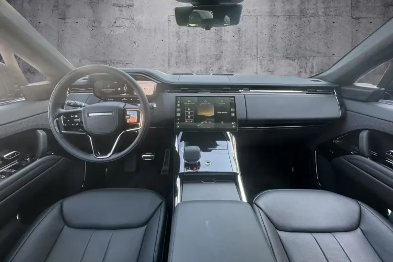 Land Rover Range Rover Sport din 2024 cu 21.490 km - oferta LAN117945 - foto 4