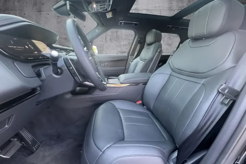 Land Rover Range Rover Sport din 2024 cu 21.490 km - oferta LAN117945 - foto 11